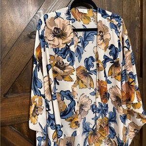 Everly Multicolor Floral open blouse